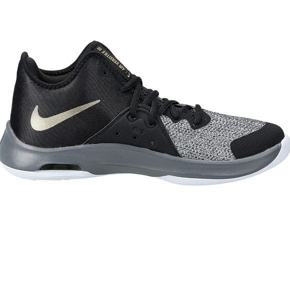 NIKE Air Versitile 3 'Black Metallic Gold' - Picture 3 of 7